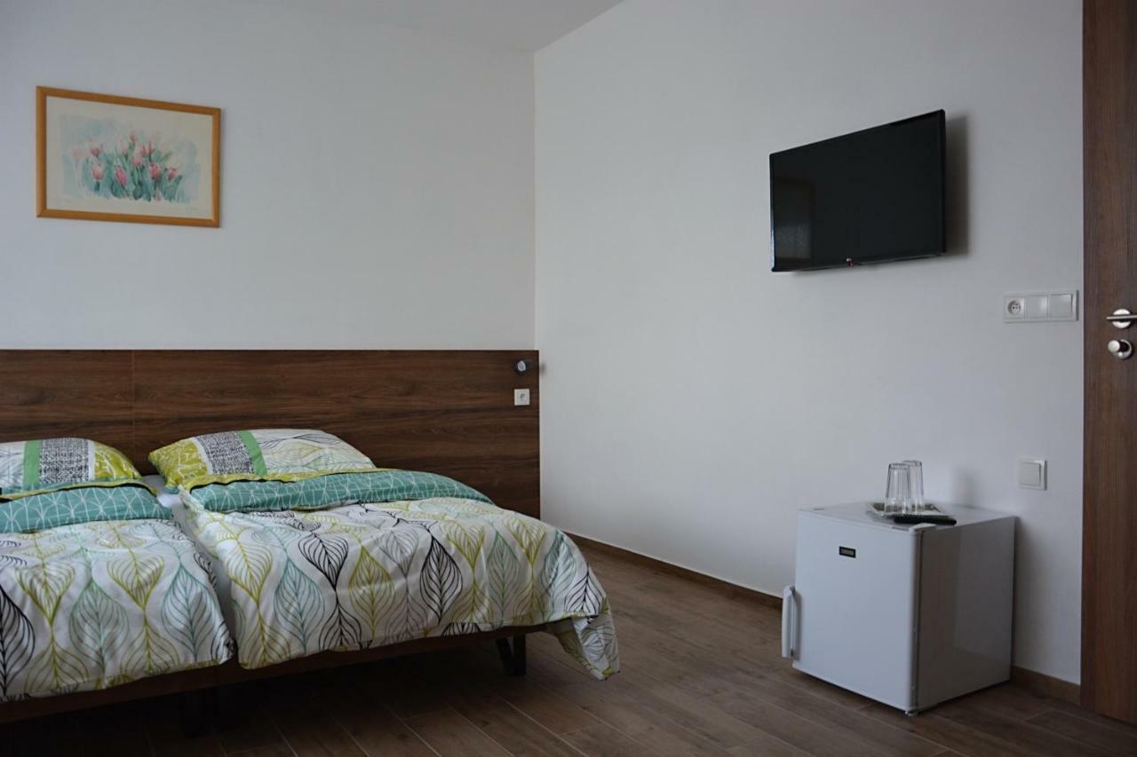 Na Zelenem Statku Hotel Rasovice  Kültér fotó