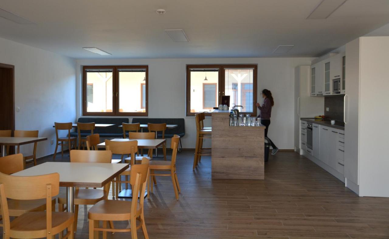 Na Zelenem Statku Hotel Rasovice  Kültér fotó